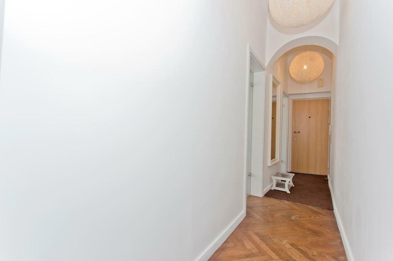 Apartament Luxury And Comfortable- Golden Apartments- Royal Street Warszawa